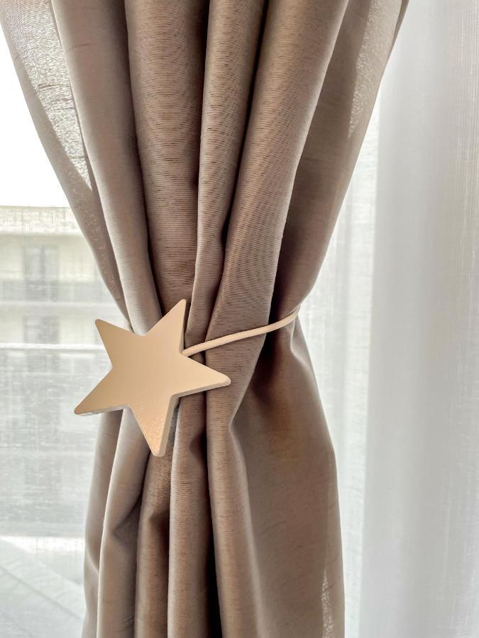 דירות Năvodari Astoria Rose מראה חיצוני תמונה