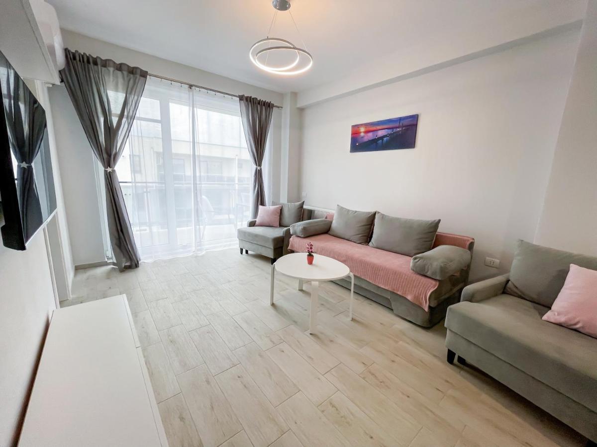 דירות Năvodari Astoria Rose מראה חיצוני תמונה